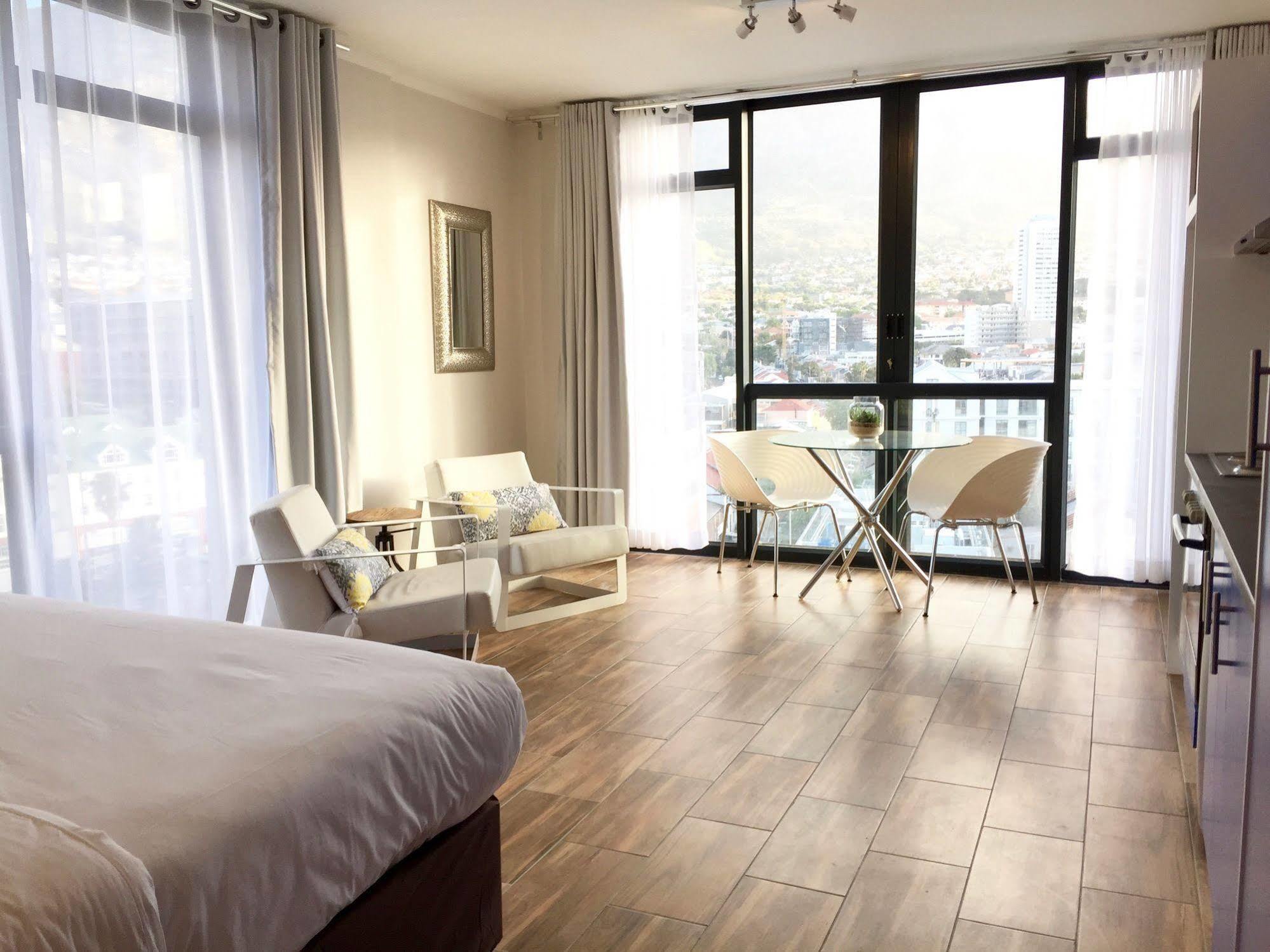 Apartamento Urban Oasis At The Four Seasons Ciudad del Cabo Exterior foto